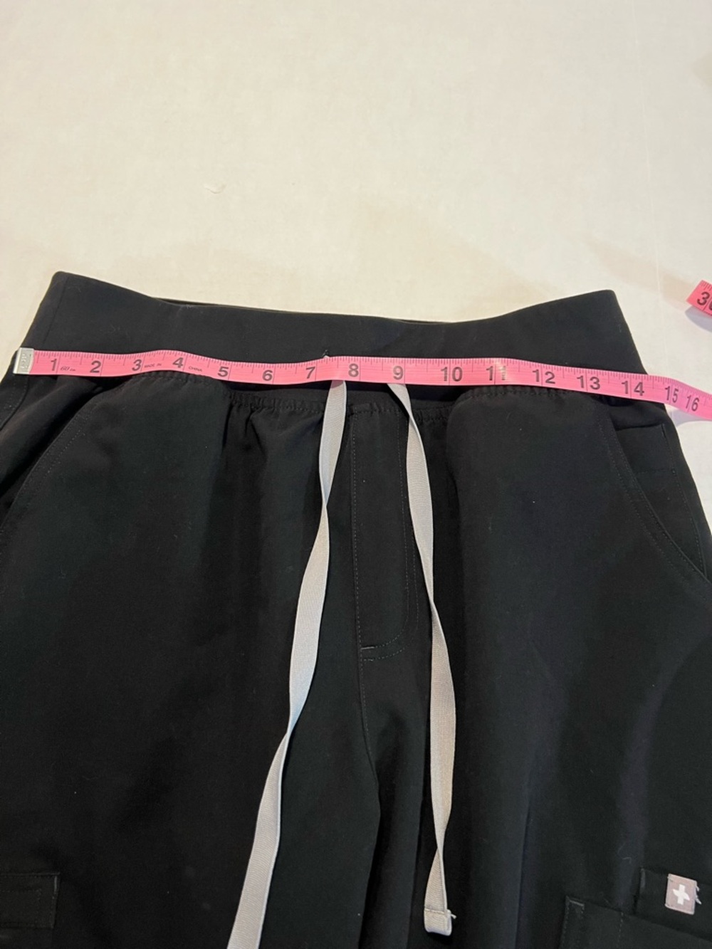 FIGS Yola Scrub Pants Black Technical Collection Womens size Medium - Picture 7 of 10